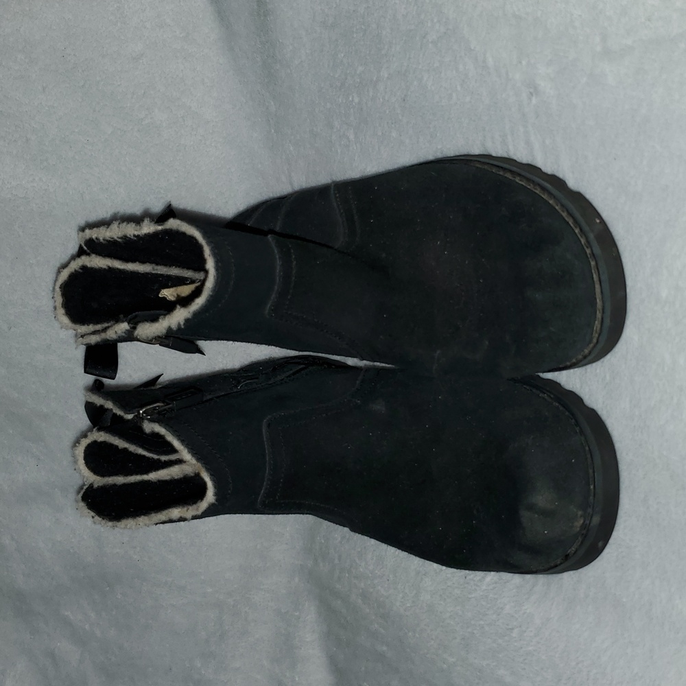 UGG Australia Cecily Bow Boot Kids Size 5